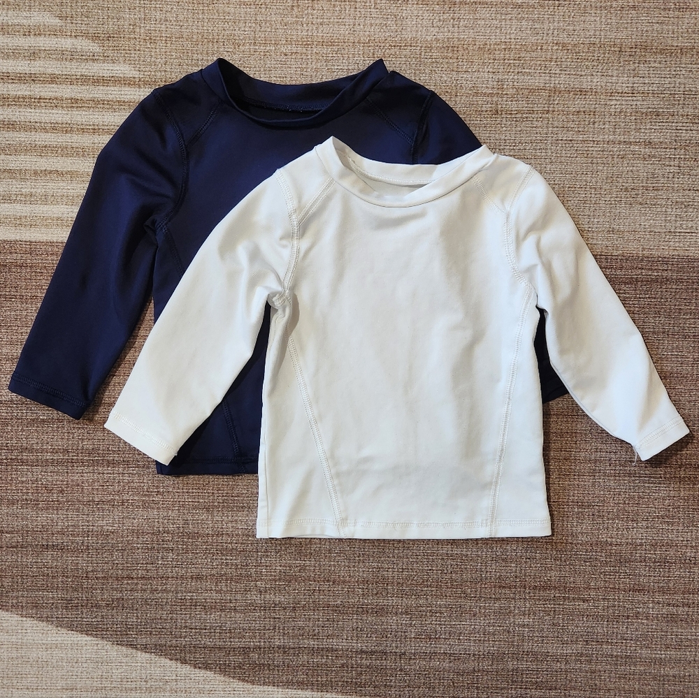 🌻5/$20🌻 Bundle of two baby rash guards